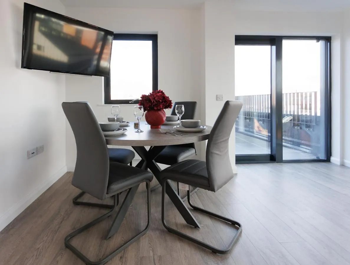 Apartmán Modern 3 Bedroom Flat In Belfast City Center With Terrace